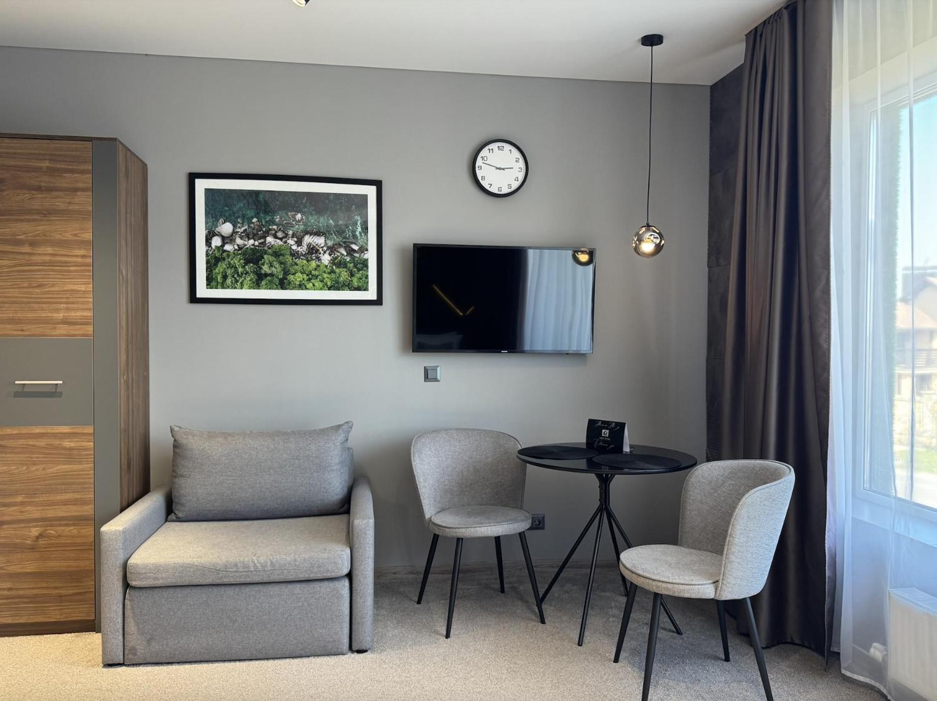Hide Park Hotel Vinnytsia Exterior photo