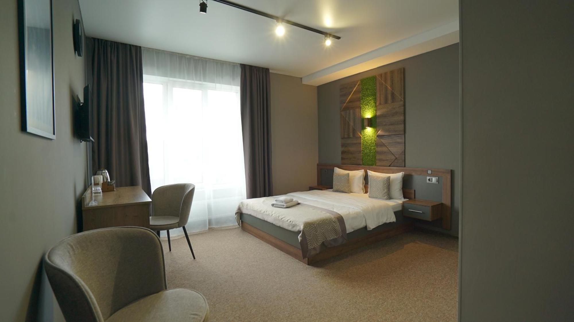 Hide Park Hotel Vinnytsia Exterior photo